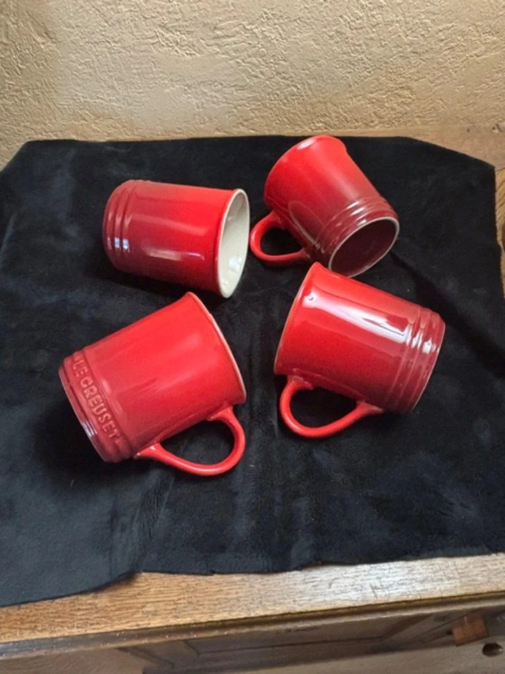 La Creuset set of 4 Mugs